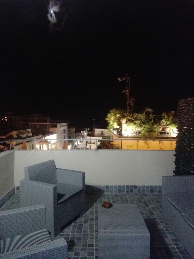B&B Rosy Паола Екстериор снимка